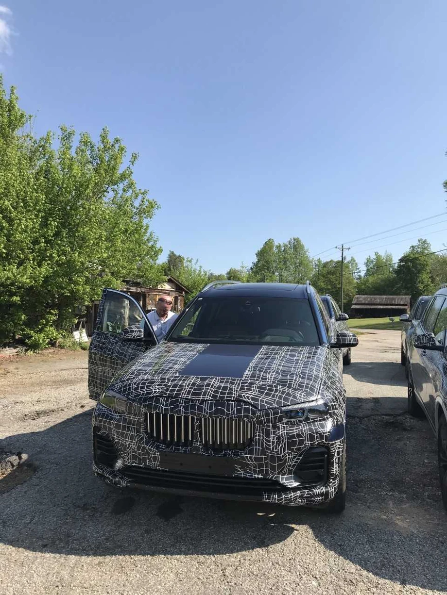 Najbogatsza wersja BMW X7 może kosztować nawet 100 tys. euro