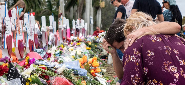 Mógł zapobiec masakrze w szkole w Parkland. Uzbrojony szkolny ochroniarz nawet nie wyciągnął broni