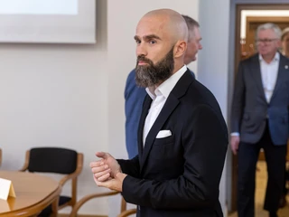 Czy Sebastian Kulczyk w końcu zrealizuje plan i przejmie pełną kontrolę nad Ciechem? (Na zdjęciu podczas uroczystości podpisania aktu erekcyjnego i wmurowania kamienia węgielnego pod budowę Centrum Technologicznie Wspomaganej Rehabilitacji dla Dzieci przy Ortopedyczno-Rehabilitacyjnym Szpitalu Klinicznym im. W. Degi UM w Poznaniu_