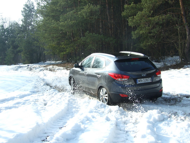 Hyundai ix35: po asfalcie i po błocie, po twardym i po miękkim - nowy gracz w segmencie SUV