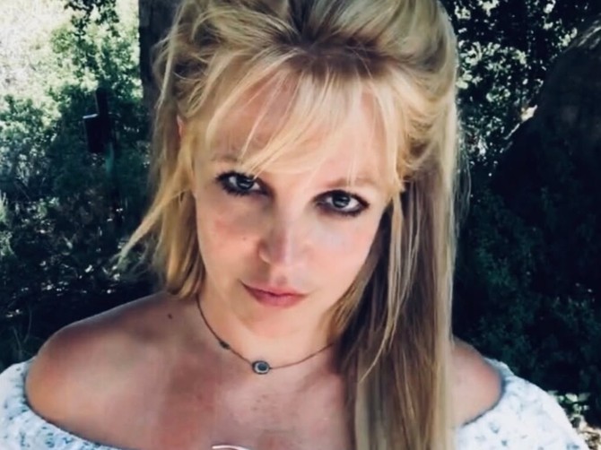 Britni Spirs ne prestaje da šokira, nove fotografije prenerazile svet