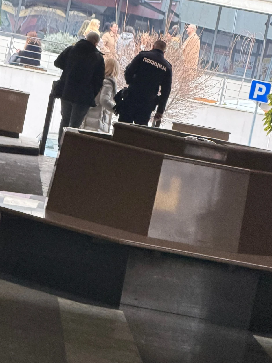 Izvršitelji i policija bili u stan Čede Jovanovića