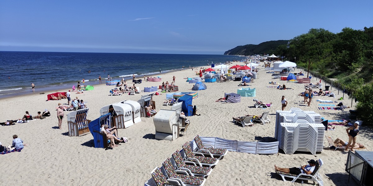 Większość Polaków, którzy nie wyjadą na wakacje, tłumaczy to trudną sytuacją finansową. Choć niektórzy po prostu wolą zostać w domu.