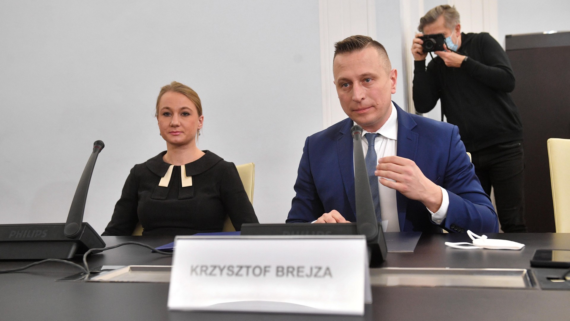 Dorota Brejza i Krzysztof Brejza podczas posiedzenia senackiej Komisji ds. nielegalnej inwigilacji