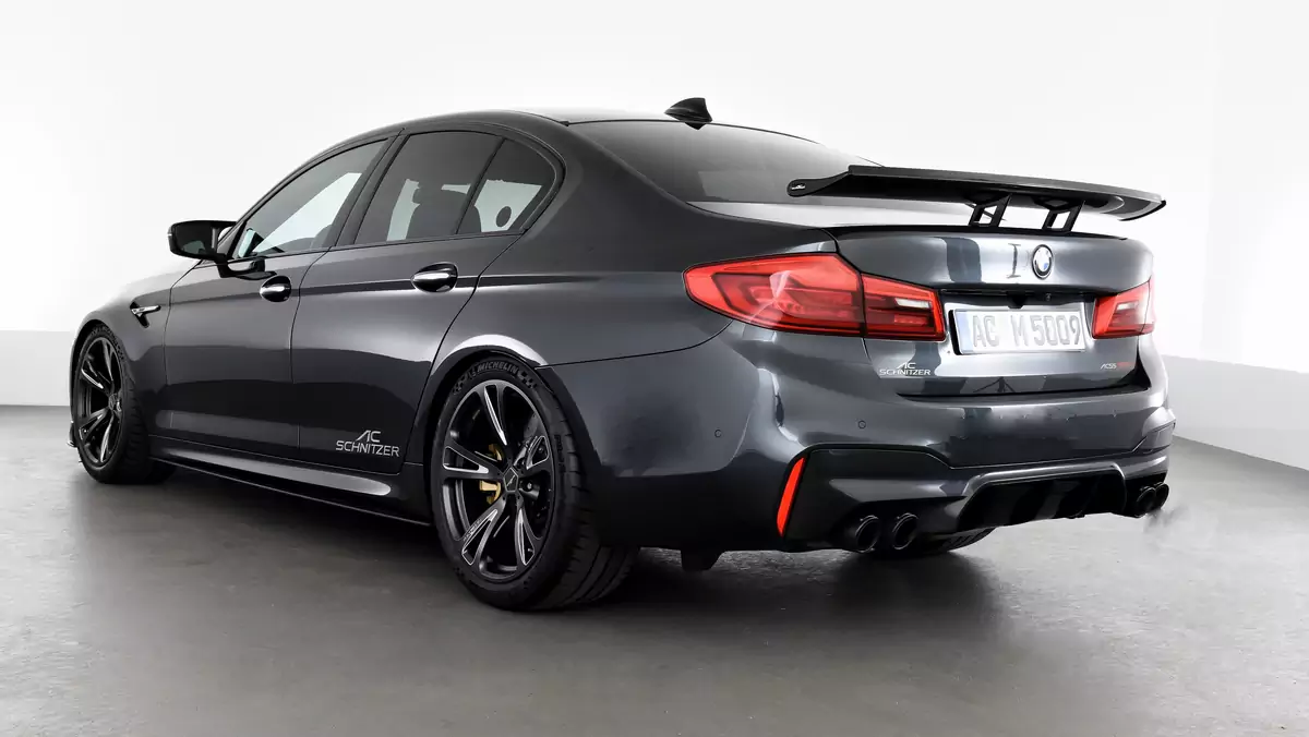 M5 AC Schnitzer