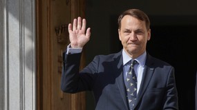 Szykują awans dla Radosława Sikorskiego. W przyszłości może zastąpić Tuska