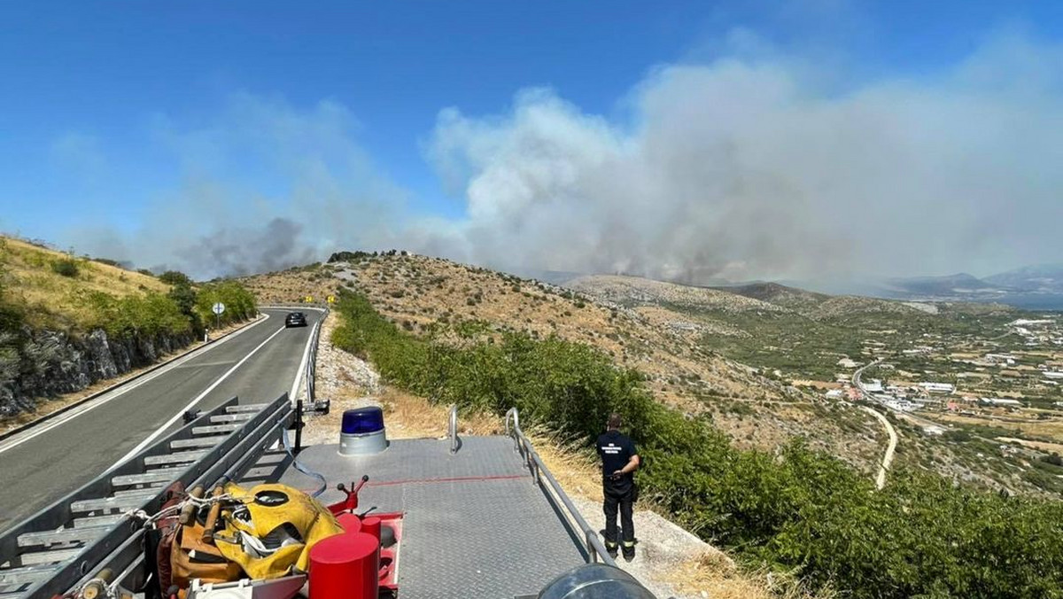 Chorwacja: Pożar w pobliżu Trogiru. Komunikacyjny paraliż