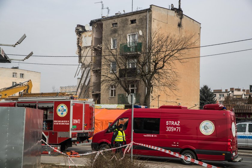 Poznań: Zabił żonę i wysadził kamienicę. Sąd pozbawił go praw do dziecka