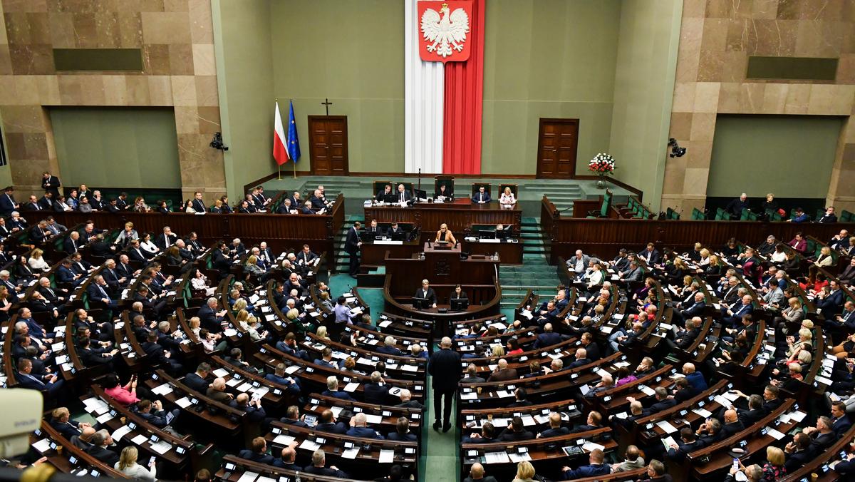 Budżet Na 2023 Rok Sejm Uchwalił Ustawę Budżetową Dochody Prawie 605 Mld Zł Newsweek 8032