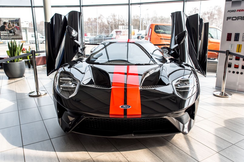 Ford GT