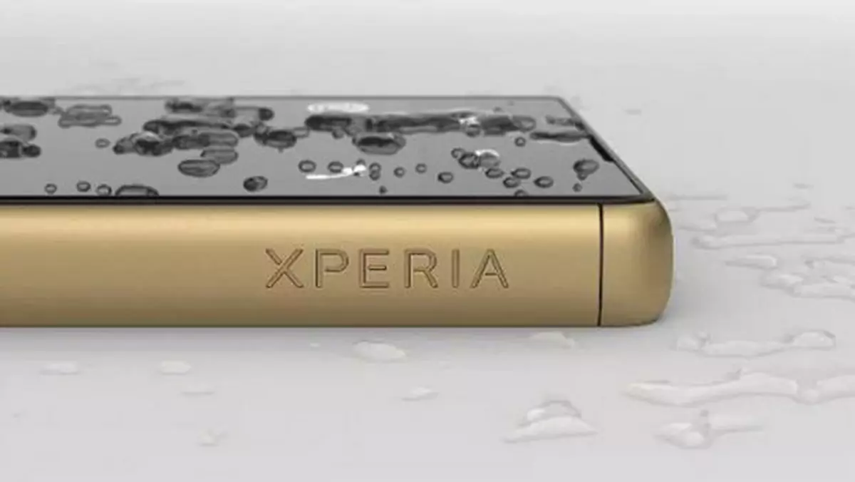 Sony Xperia Z5 pozuje na zdjęciach dla prasy. Smartfon ma aparat 23 Mpix