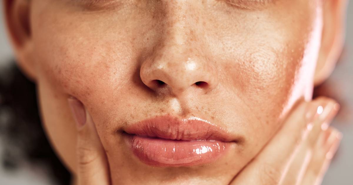 Ten krem dla 30-latek zawiera hialuronowy wypełniacz. Zapewnia wygładzenie zmarszczek już po 1 godzinie