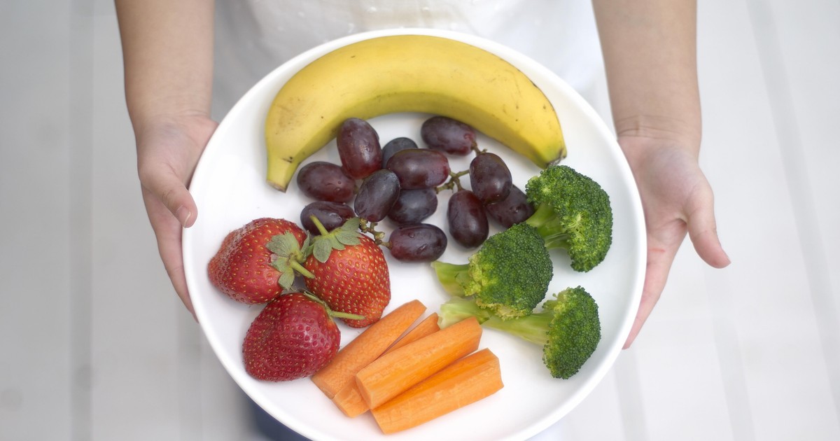 Jak trwale zmienić nawyki żywieniowe? "Jesteśmy tym, co powtarzamy"