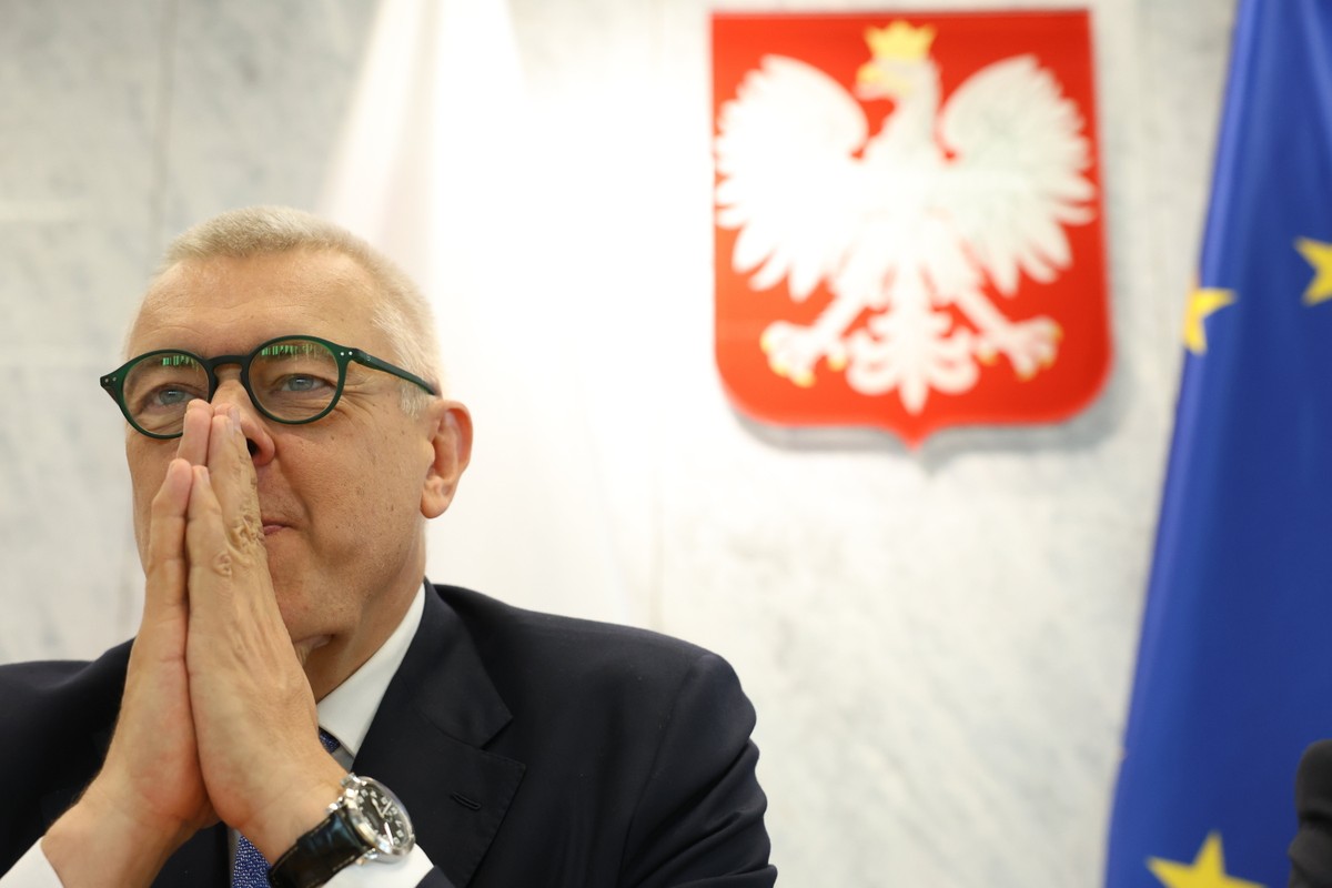 Roman Giertych zapowiedział przedstawienie kolejnego sygnalisty