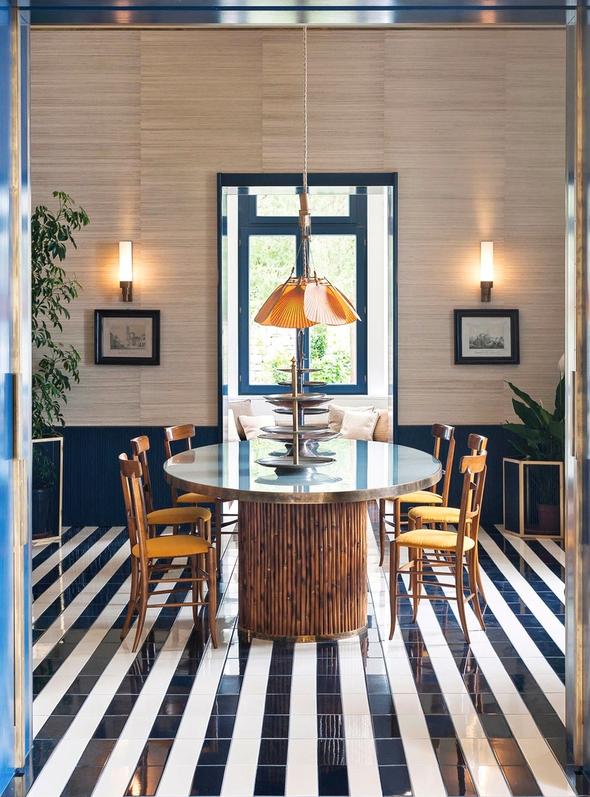 VILLA SHEHEREZADE Jüngst erweckte Dimore Studio ein historisches Gemäuer an der Steilküste von Dubrovnik zu neuem Leben.