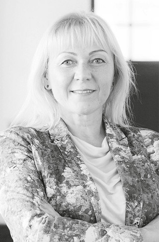 Bożena Horbaczewska, doktor ekonomii, kierowniczka studiów podyplomowych poświęconych energetyce jądrowej w Szkole Głównej Handlowej w Warszawie, współautorka modelu SaHo
