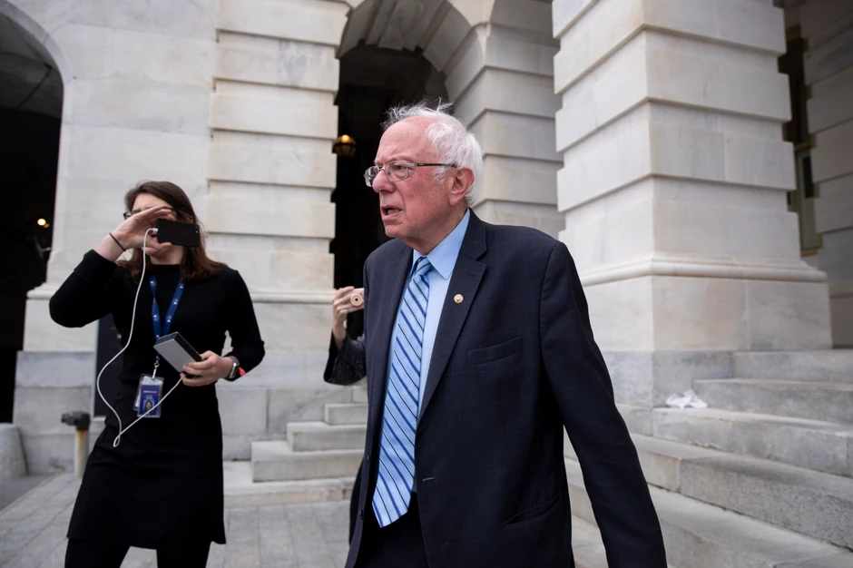 Sanders pred velikom odlukom