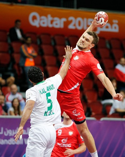 MŚ piłkarzy ręcznych: Polacy zmarnowali aż 6 rzutów karnych, ale wygrali