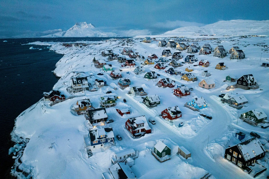 Nuk, Grenland
