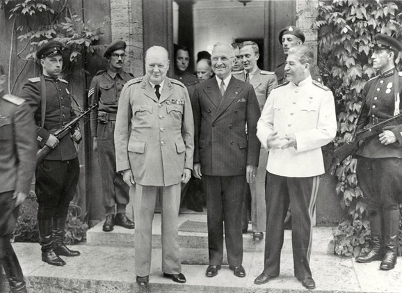 Čerčil, Truman i Staljin