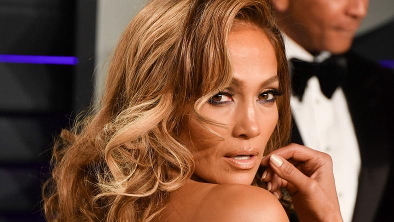 Whoa, Jennifer Lopez Is Worth How Much?!