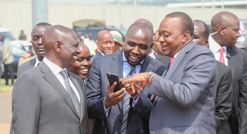 Senator Murkomen with President Uhuru Kenyatta and DP William Ruto