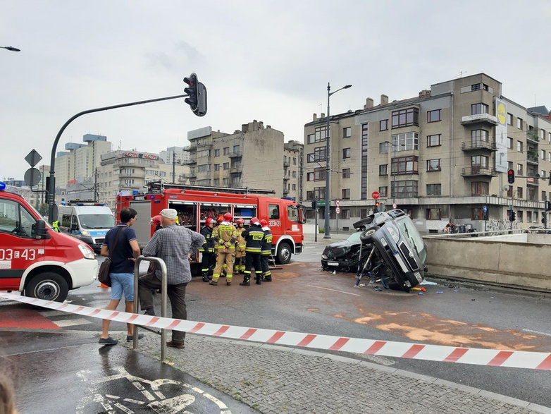 Wypadek na skrzyżowaniu Mickiewicza z Wólczańską