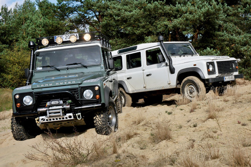 Land Rover Defender - Zaczynamy zbrojenie