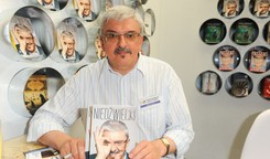 Dyrektor Trójki: To Niedźwiecki zdecydował o przestawieniu piosenki Kazika