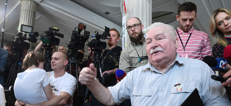 Wałęsa: nie wykluczam, że wrócę do protestujących w Sejmie