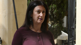 Vádolja a hatóságokat a pokolgéppel meggyilkolt máltai újságírónő fia