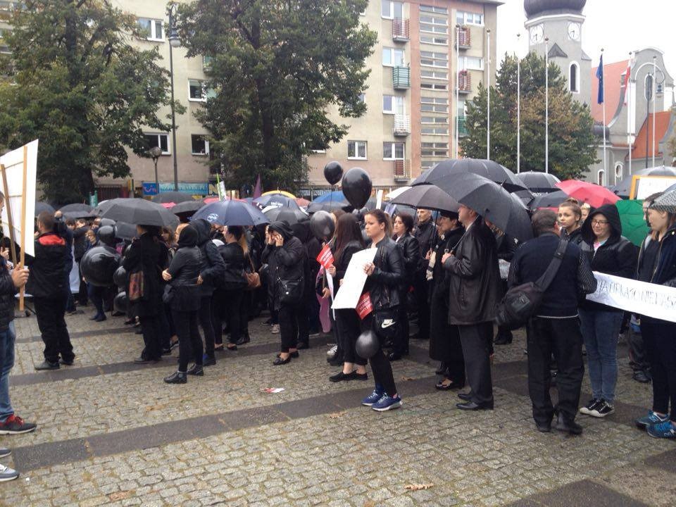 Ogromne tłumy na demonstracji w Zielonej Górze