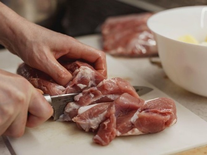 Plastična daska za sečenje može da bude izuzetno opasna