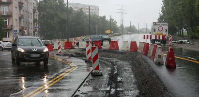 Deszcz zablokował wiadukt!