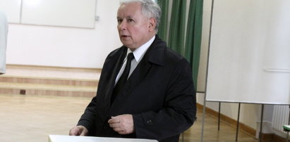 Kaczyński przy urnie