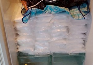 S.Mitrovica: Zaplenjeno preko 100 kilograma narkotika, uhapšene dve osobe