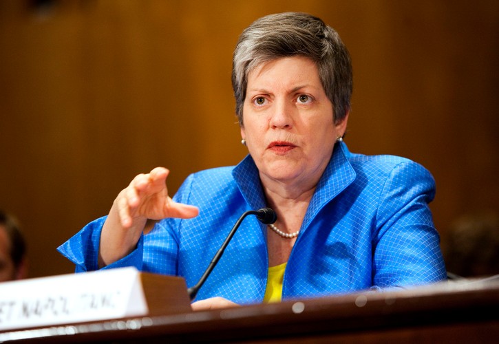 8.  Sekretarz stanu USA ds. bezpieczeństwa wewnętrznego Janet Napolitano