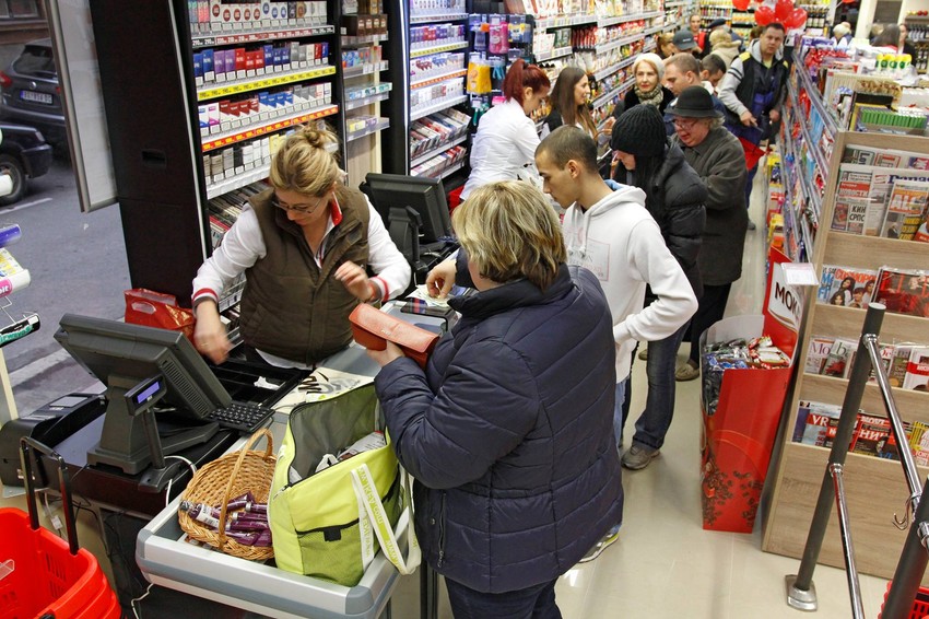 Kasirka Jasmina Brkić već dve decenije uslužuje sugrađane