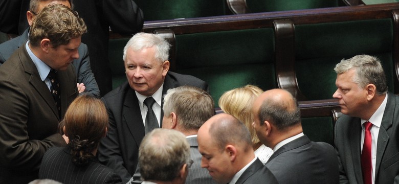 Lasy ratują drogi. Opozycja: Kolejny po OFE rządowy skok na kasę