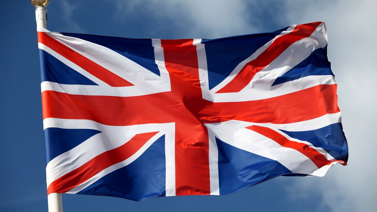 Liczba naszych rodaków mieszkających na Wyspach Brytyjskich zmalała w ubiegłym roku aż o 116 tys. i wynosi 905 tys. – podaje "Rzeczpospolita", opierając się na danych brytyjskiego urzędu statystycznego.