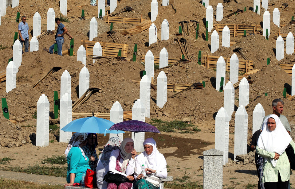 17. rocznica masakry w Srebrenicy