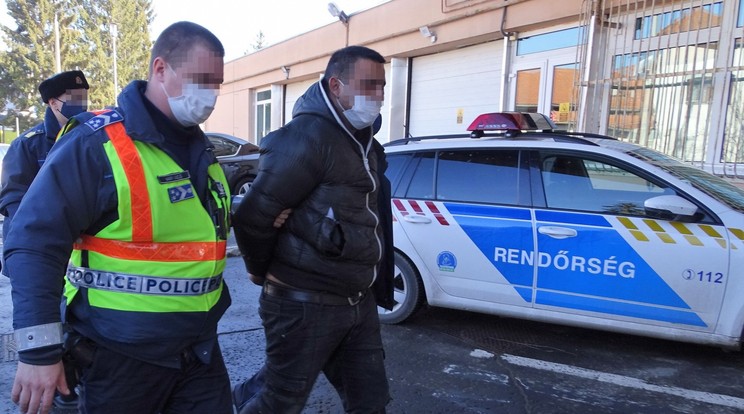 A lakóhelyén bujkálva fogták el a férfit, aki megcsonkította a volt párját / Fotó: Police.hu