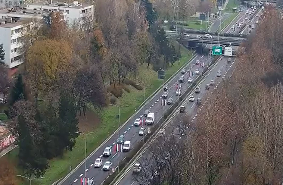 Saobraćaj na auto-putu Novi Beograd