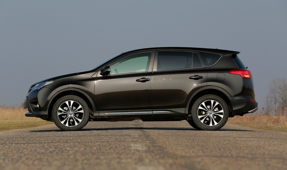 Toyota rav4 iv рестайлинг