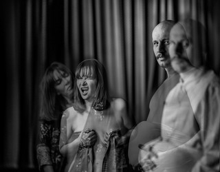 Epidemia samotności czy szczęśliwy świat singli? „Beginning” w reż. Adama Sajnuka w Teatrze WARSawy