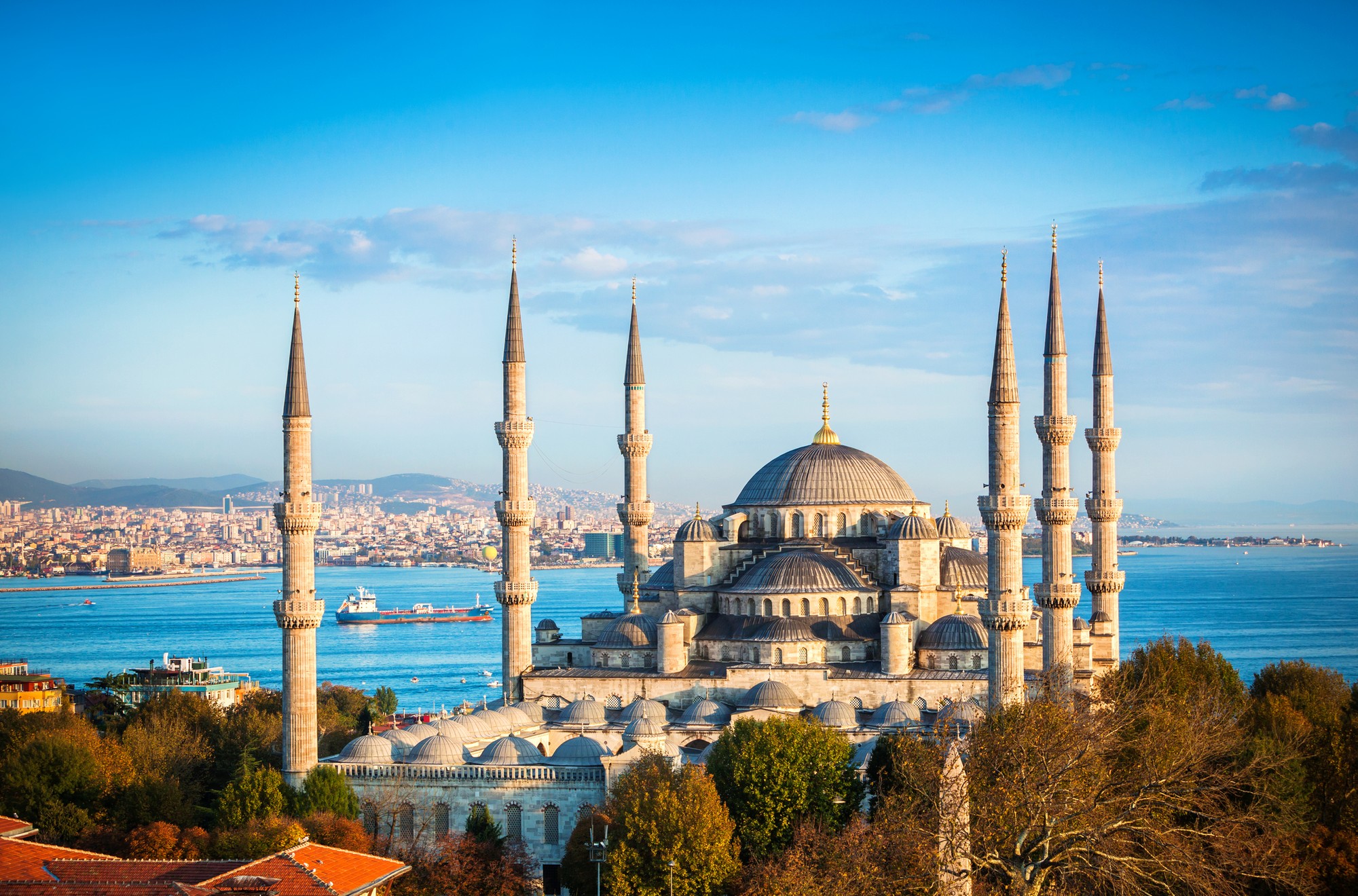 Najväčšie turecké mesto Istanbul.