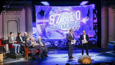 dziennikarze odchodzą ze "szkła kontaktowego". rozwijają się u konkurencji