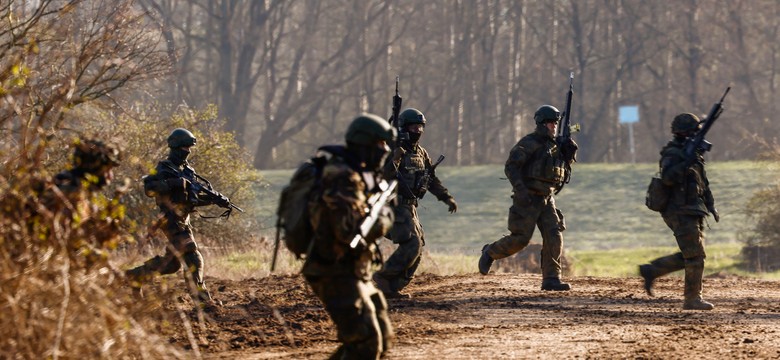 Polacy wierzą w pomoc NATO? Jest najnowszy sondaż