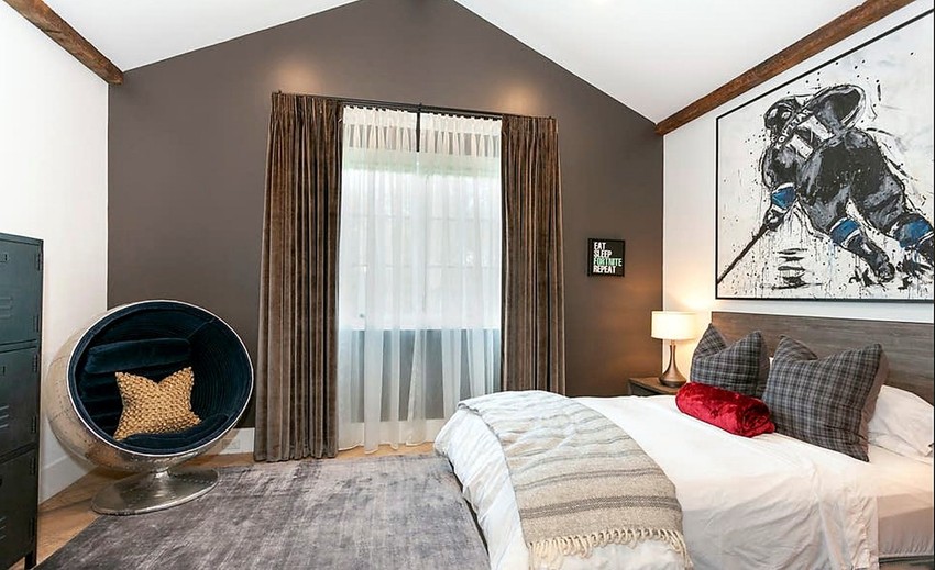 Keli Klarkson, kuča