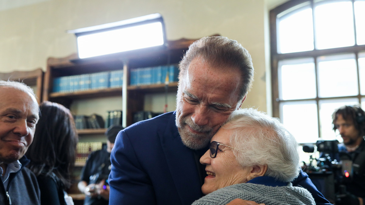 Arnold Schwarzenegger i ocalona z Auschwitz była więźniarka Lidia Maksymowicz